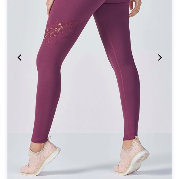 Fabletics Set - Vega Tank + Rocio Legging - Picture 8 of 11